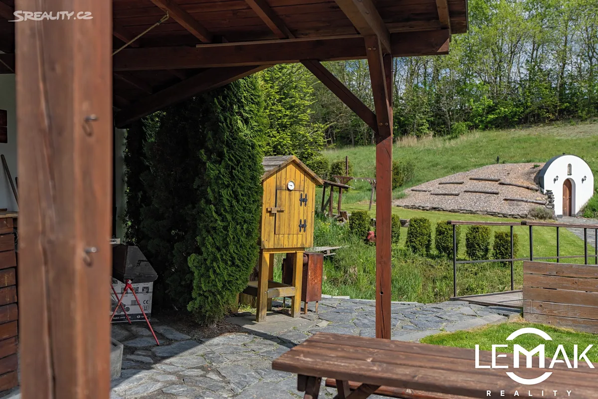 Ubytovací areál s restaurací – snímek 15