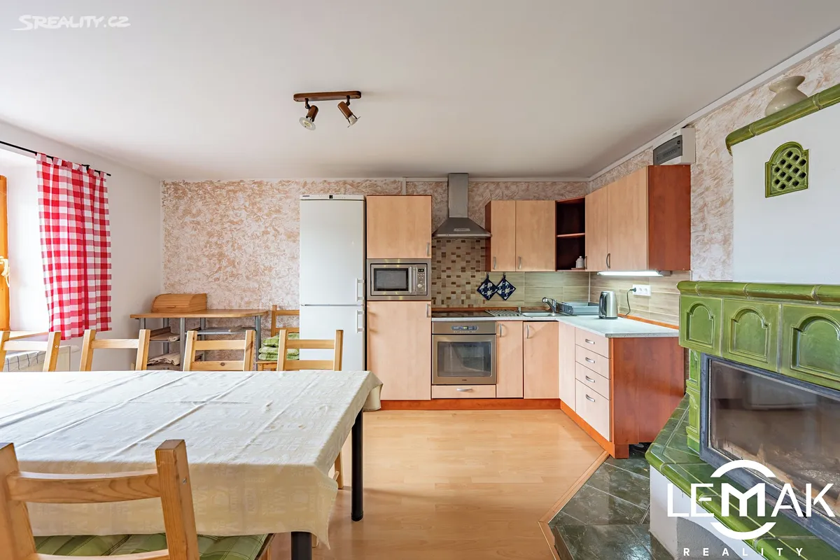 Ubytovací areál s restaurací – snímek 26