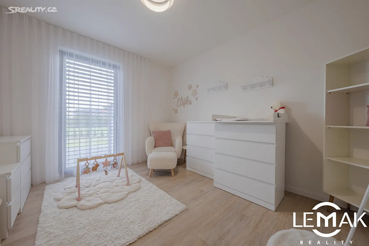 Novostavba rodinného domu 4+kk – snímek 8